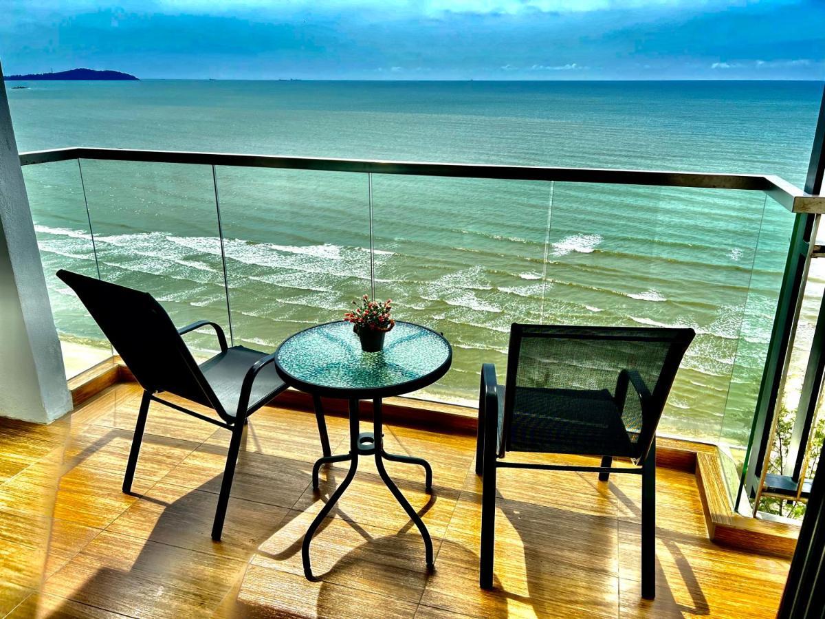 Mrk Penthouse At Timurbay Kuantan Kültér fotó